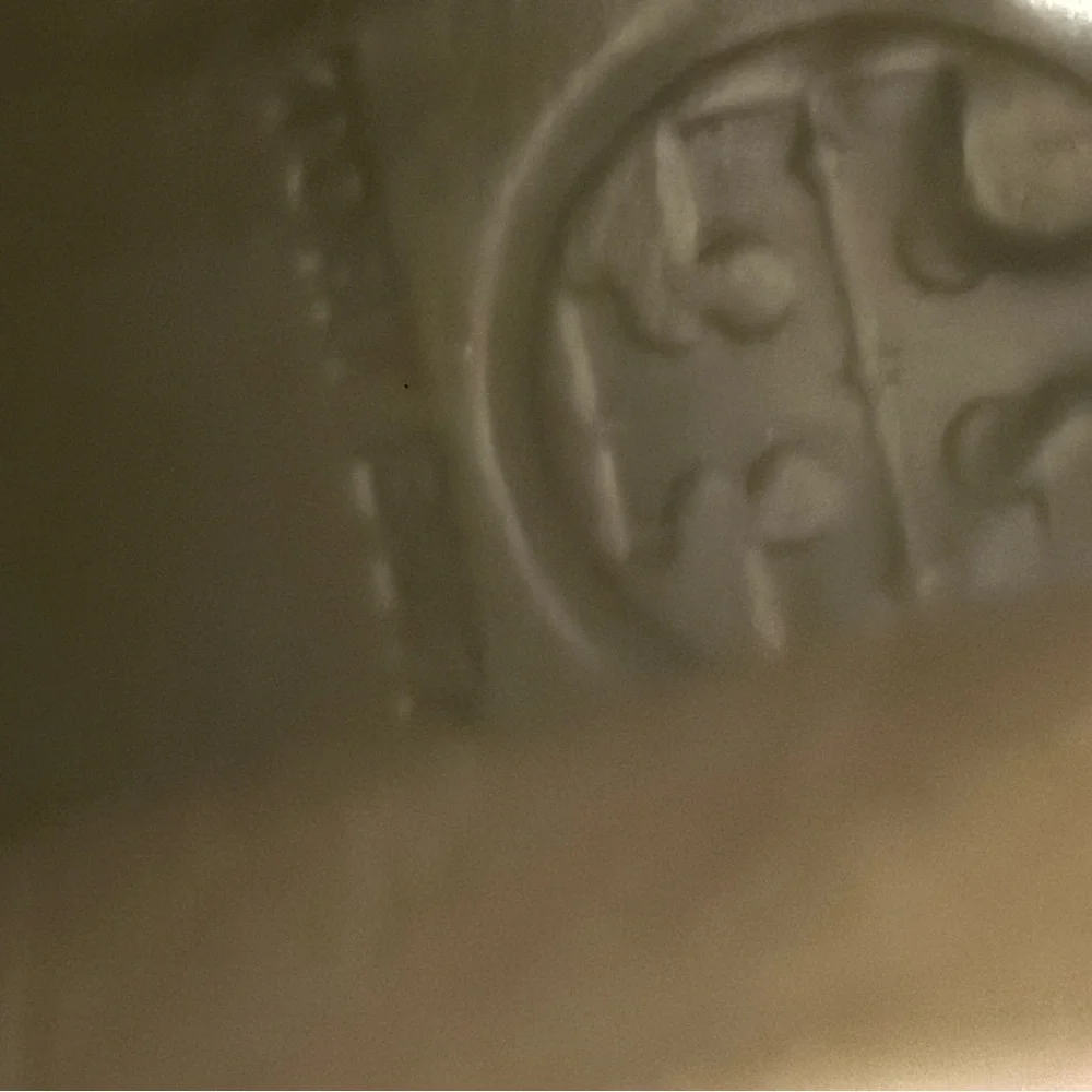 Tory Burch these tory